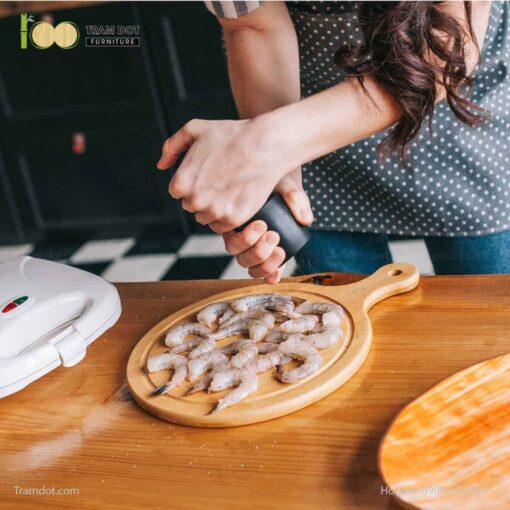 Khay tre phục vụ tròn có tay cầm TRAMDOT