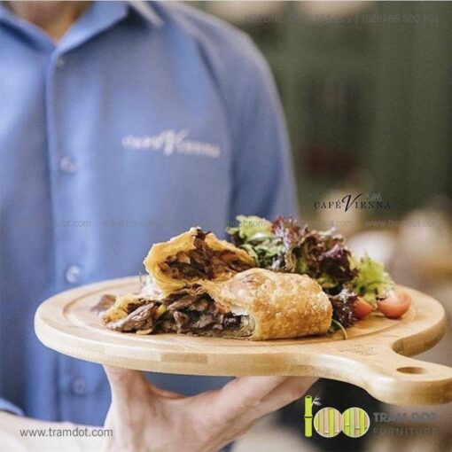 Khay tre phục vụ tròn có tay cầm TRAMDOT | Dịch vụ gia công khay tre phục vụ theo yêu cầu Trăm Đốt