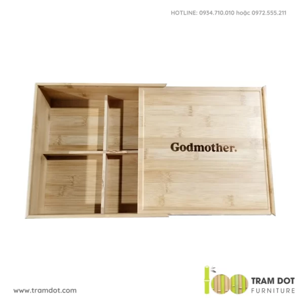 Hộp gỗ tre vuông GODMOTHER (7)
